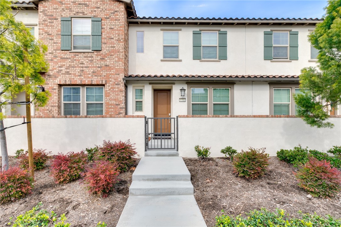 Detail Gallery Image 1 of 1 For 8358 Explorer St, Chino,  CA 91708 - 3 Beds | 2/1 Baths