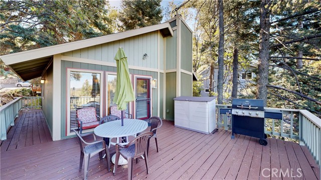 Detail Gallery Image 11 of 69 For 590 Arrowhead Villa Rd, Lake Arrowhead,  CA 92352 - 3 Beds | 2/1 Baths