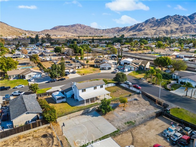 Detail Gallery Image 43 of 49 For 201 Mandarin Way, Riverside,  CA 92507 - 4 Beds | 3 Baths