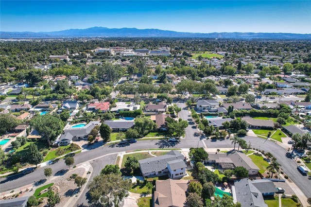 Detail Gallery Image 31 of 31 For 340 W Caroline St, Ontario,  CA 91762 - 7 Beds | 4 Baths