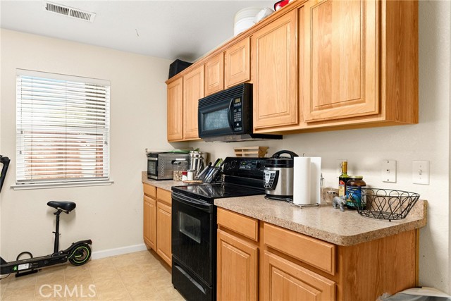 Detail Gallery Image 8 of 27 For 2099 Hartford Dr #23,  Chico,  CA 95928 - 3 Beds | 2 Baths