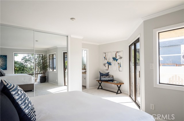 217 Helberta Avenue, Redondo Beach, California 90277, 3 Bedrooms Bedrooms, ,2 BathroomsBathrooms,Residential,Sold,Helberta,SB19278156