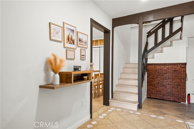 Detail Gallery Image 9 of 38 For 9150 10th Ave, Hesperia,  CA 92345 - 6 Beds | 3 Baths