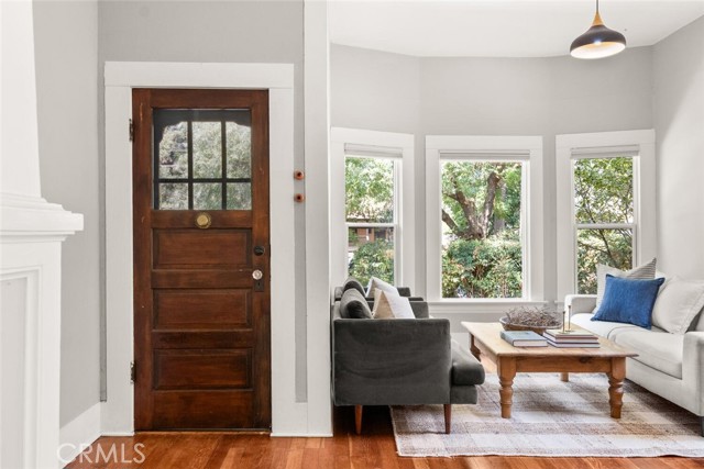 Detail Gallery Image 4 of 62 For 1734 Broadway St, Chico,  CA 95928 - 3 Beds | 1 Baths