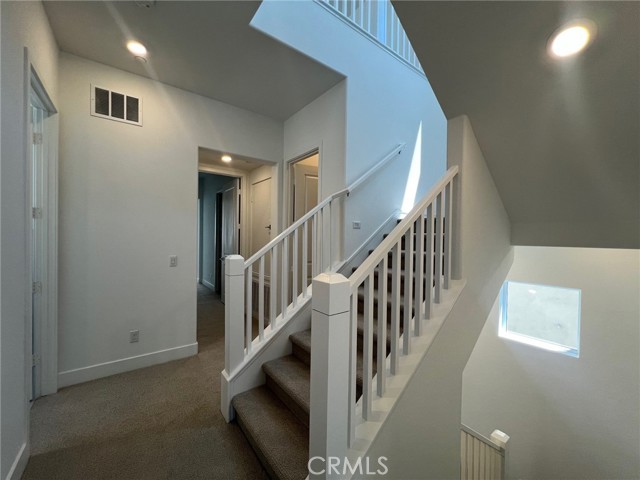 179 Sawbuck, Irvine CA: https://media.crmls.org/medias/d27f02d3-f89b-40e4-b864-d31c2ebe04eb.jpg