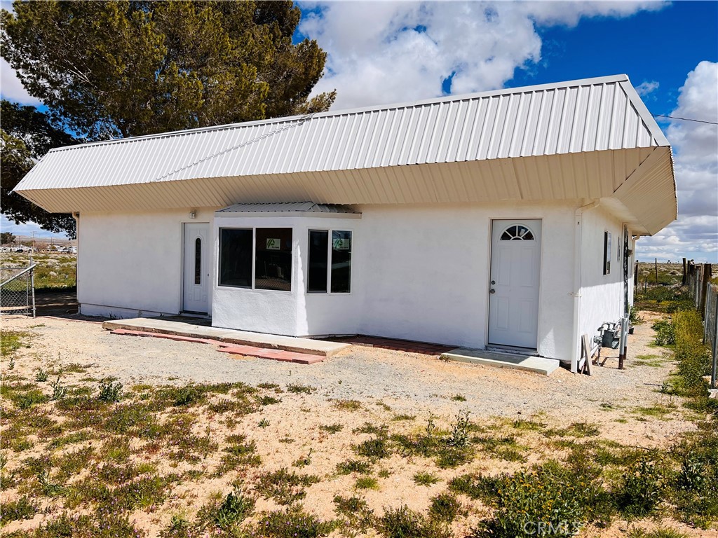 12200 Kostopolous Avenue, Boron, CA 93516