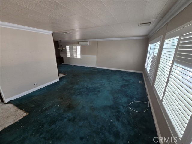 16222 Monterey Lane, Huntington Beach CA: https://media.crmls.org/medias/d27fcaad-ea8e-4643-b840-737635ace445.jpg