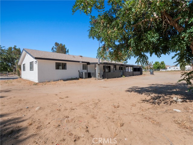 2350 W Avenue N12, Palmdale CA: https://media.crmls.org/medias/d27feac2-366a-4e94-928e-a7a03750f0e1.jpg