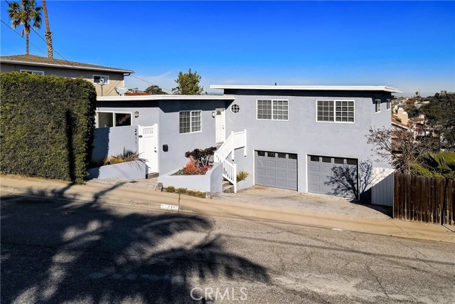 2411 Ripley Avenue, Redondo Beach, California 90278, 3 Bedrooms Bedrooms, ,2 BathroomsBathrooms,Residential,Sold,Ripley,SB22021129