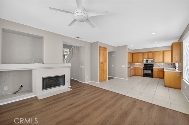 Detail Gallery Image 29 of 58 For 1937 Madera Cir, Corona,  CA 92879 - 4 Beds | 3 Baths