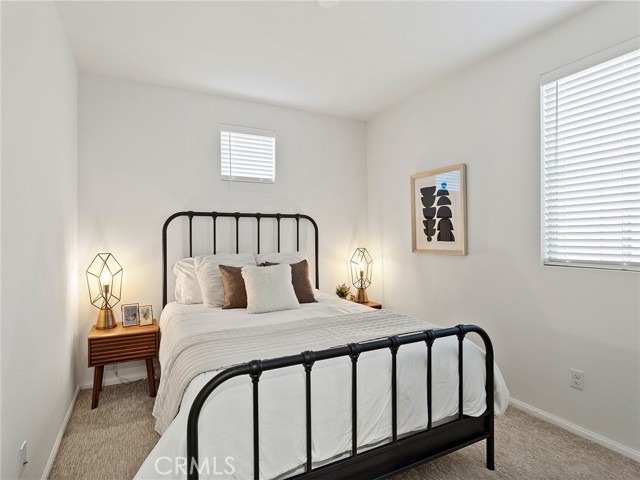 Detail Gallery Image 26 of 53 For 11238 N Mission Heights Dr, –,  CA 91345 - 3 Beds | 3 Baths