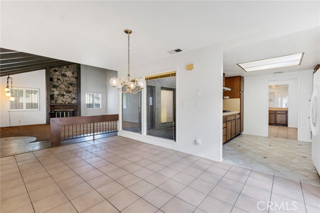 Detail Gallery Image 5 of 24 For 3220 California, Signal Hill,  CA 90755 - 3 Beds | 2 Baths