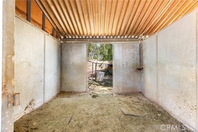 41605 De Portola Road, Temecula CA: https://media.crmls.org/medias/d280dfcc-70ee-468d-8d9e-465aa5e3cf33.jpg