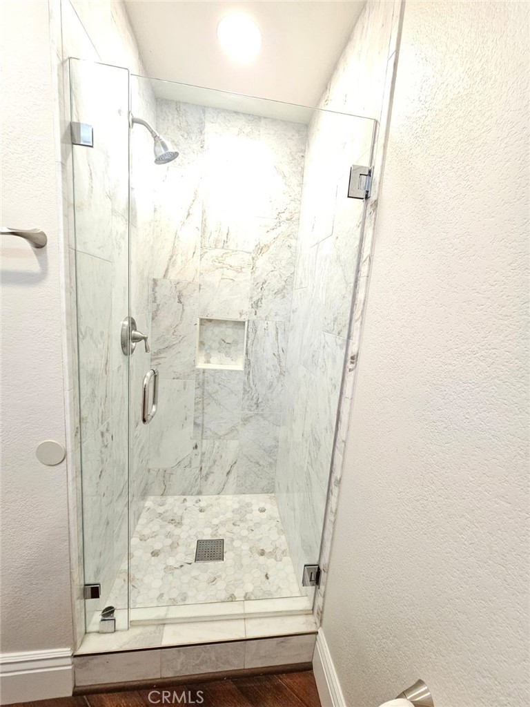 https://media.crmls.org/medias/d28145fd-2237-46f5-8e1d-ad7cfea2899f.jpg?preset=X-Large