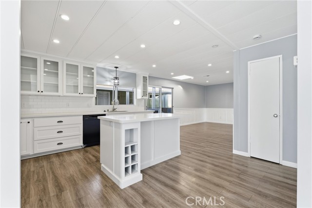 Detail Gallery Image 5 of 18 For 3157 E Avenue I #F11,  Lancaster,  CA 93535 - 3 Beds | 2 Baths