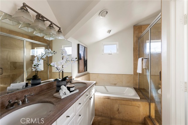 Detail Gallery Image 13 of 15 For 517 Larkspur #2,  Corona Del Mar,  CA 92625 - 2 Beds | 2/1 Baths