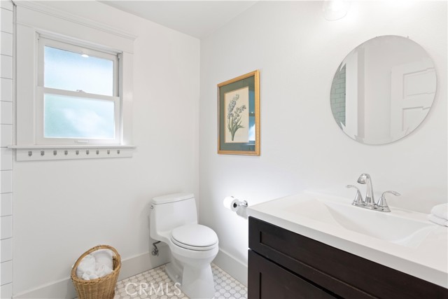 Detail Gallery Image 27 of 59 For 290 W 12th Street, Claremont,  CA 91711 - 3 Beds | 2 Baths