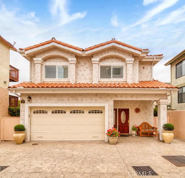 216 Prospect Avenue, Redondo Beach, California 90277, 4 Bedrooms Bedrooms, ,4 BathroomsBathrooms,Residential,Sold,Prospect,SB24104707