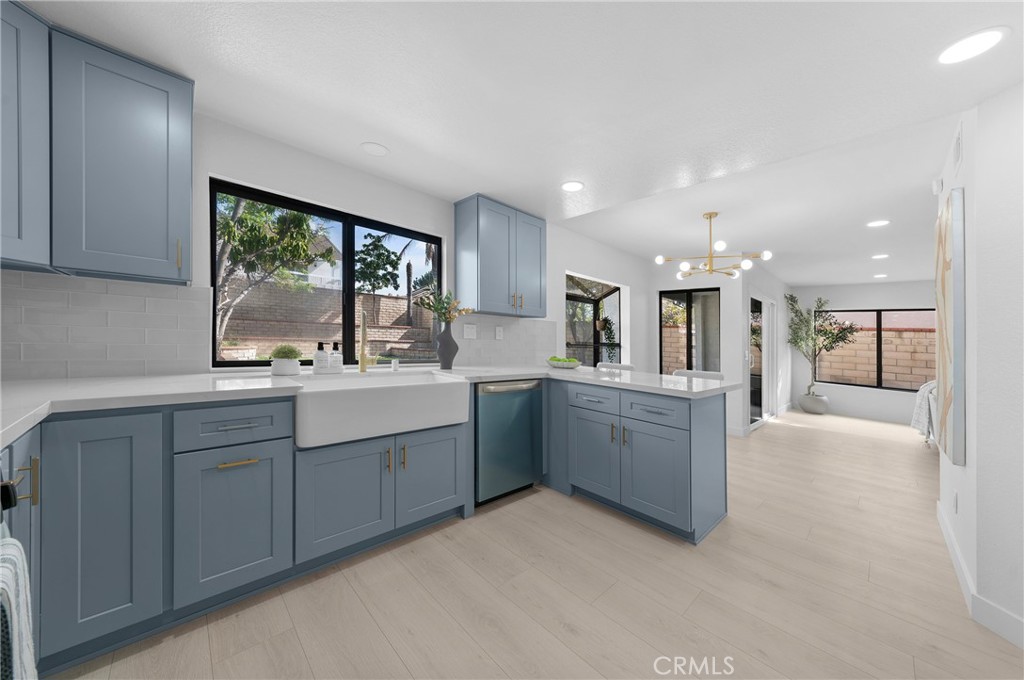 890 San Nicholas Drive