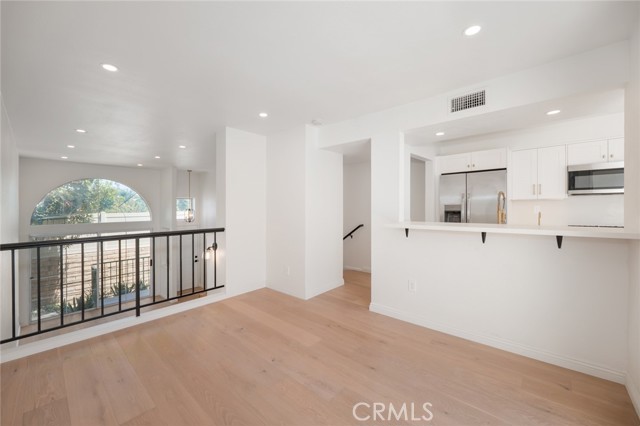 2 Bed Home for Sale in Sherman Oaks, California
