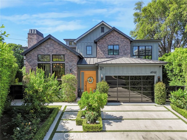 4961 Edgerton Avenue, Encino CA: https://media.crmls.org/medias/d2836244-1958-4a0c-b4a7-650ebc624cf9.jpg