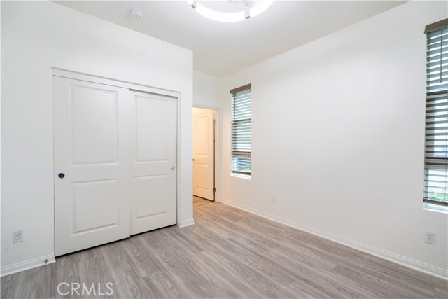 Detail Gallery Image 5 of 53 For 20618 Desert Ash, Winnetka,  CA 91306 - 4 Beds | 4 Baths