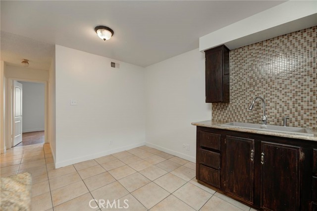 Detail Gallery Image 6 of 23 For 3 Cactus Ln, Carson,  CA 90745 - 4 Beds | 2 Baths