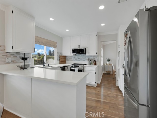 Detail Gallery Image 12 of 38 For 4895 Buttercreek, Moorpark,  CA 93021 - 4 Beds | 3 Baths