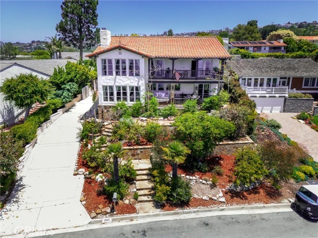 2960 Via Alvarado, Palos Verdes Estates, California 90274, 5 Bedrooms Bedrooms, ,4 BathroomsBathrooms,Residential,Sold,Via Alvarado,SB23122756