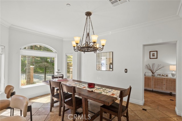 Detail Gallery Image 13 of 41 For 9369 Hillrose, Sunland,  CA 91040 - 4 Beds | 4 Baths