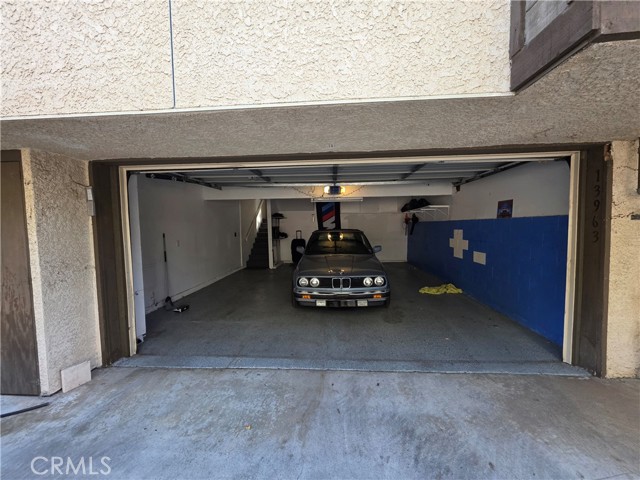 Detail Gallery Image 24 of 27 For 13963 Riverside, Sherman Oaks,  CA 91423 - 2 Beds | 2/1 Baths