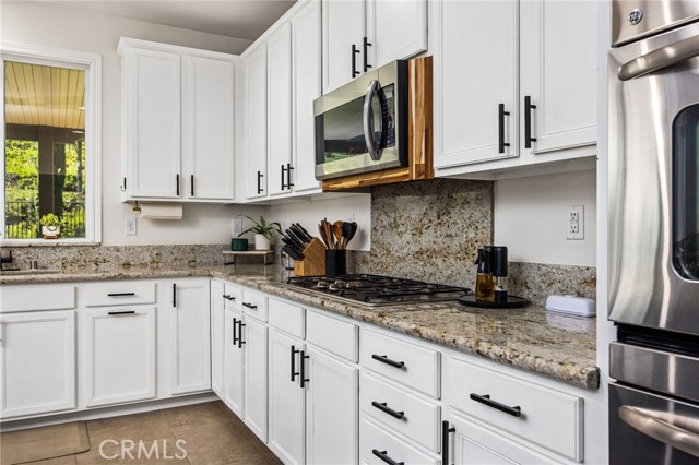 Detail Gallery Image 18 of 69 For 35595 Desert Rose Way, Lake Elsinore,  CA 92532 - 4 Beds | 3 Baths