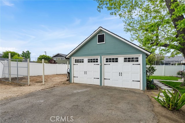 Detail Gallery Image 35 of 41 For 952 E Palmyra Ave, Orange,  CA 92866 - 3 Beds | 2 Baths