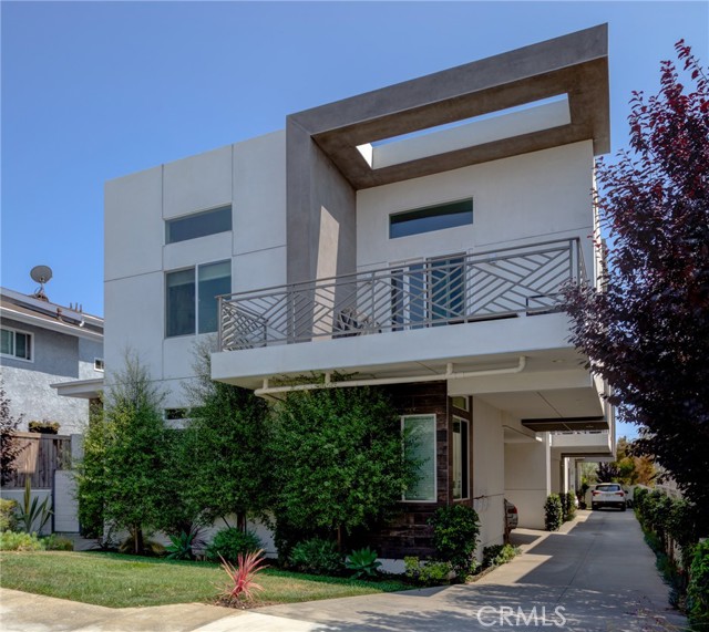 2520 Nelson Avenue, Redondo Beach, California 90278, 4 Bedrooms Bedrooms, ,3 BathroomsBathrooms,Residential,Sold,Nelson,PV21155781