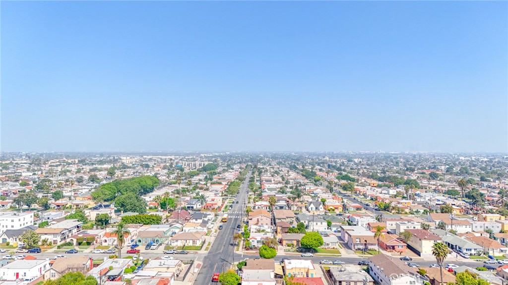 https://media.crmls.org/medias/d2867380-f8b7-4051-8161-2182467ca162.jpg?preset=X-Large