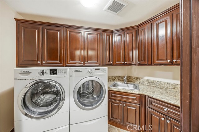 Image 20 of 36 For 2030 Hanscom Drive