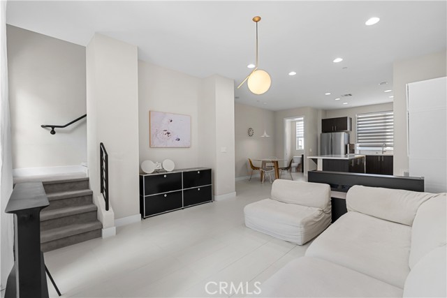 Detail Gallery Image 21 of 41 For 2753 Waverly Dr #705,  Los Angeles,  CA 90039 - 2 Beds | 3 Baths