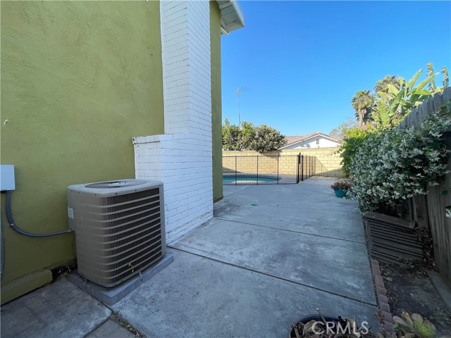 Detail Gallery Image 32 of 33 For 12237 Christopher Ln, Cerritos,  CA 90703 - 4 Beds | 3 Baths