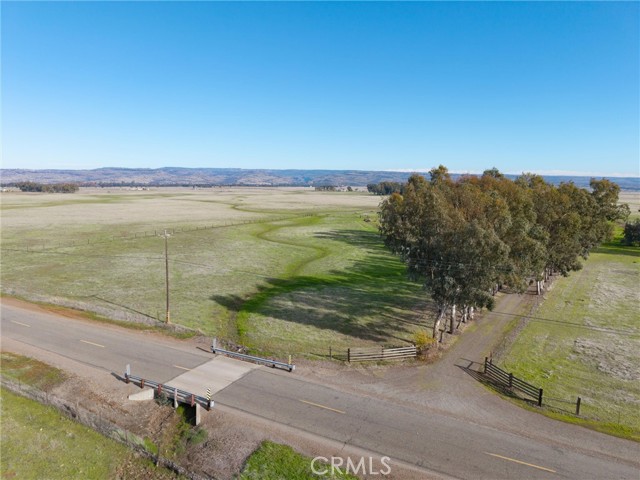 Detail Gallery Image 4 of 31 For 15696 Meridian Road, Chico,  CA 95973 - 2 Beds | 1 Baths