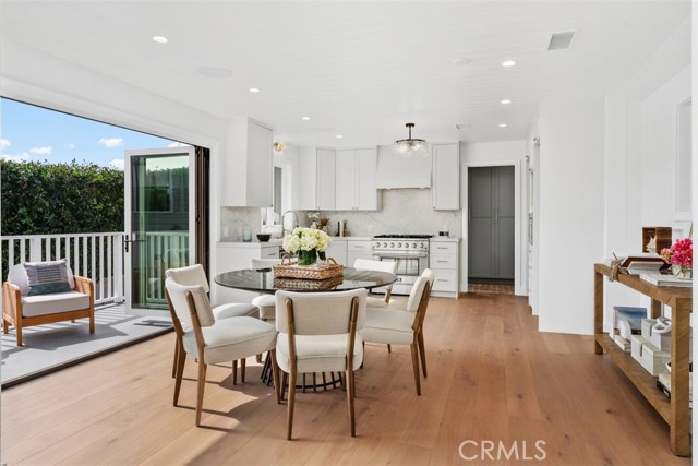 Detail Gallery Image 11 of 48 For 307 Emerald Bay, Laguna Beach,  CA 92651 - 5 Beds | 4/1 Baths