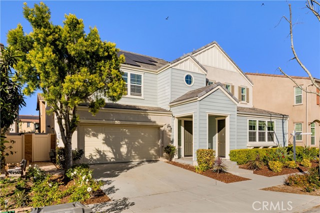 Detail Gallery Image 3 of 51 For 6956 La Rochelle Way, Chino,  CA 91710 - 5 Beds | 3/1 Baths