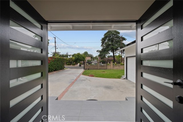 Detail Gallery Image 27 of 29 For 7442 Balcom Ave, Reseda,  CA 91335 - 2 Beds | 1 Baths