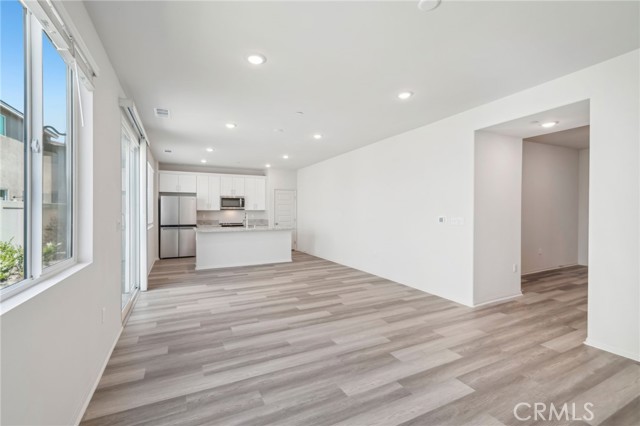 2097 Bergamot Street, Redlands CA: https://media.crmls.org/medias/d28a568c-0337-4004-a54b-b66d7c714e58.jpg