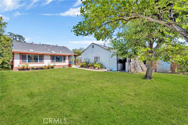 7937 Vantage Avenue, North Hollywood CA: https://media.crmls.org/medias/d28a6401-1d8d-4d39-85bf-e26b2f68f859.jpg