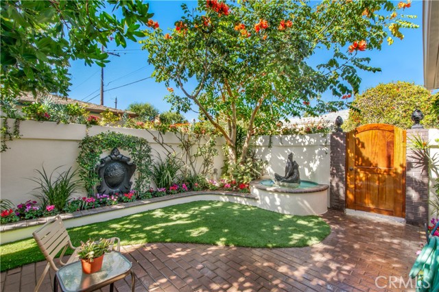 Detail Gallery Image 26 of 58 For 5585 E Corso Di Napoli, Long Beach,  CA 90803 - 3 Beds | 3 Baths