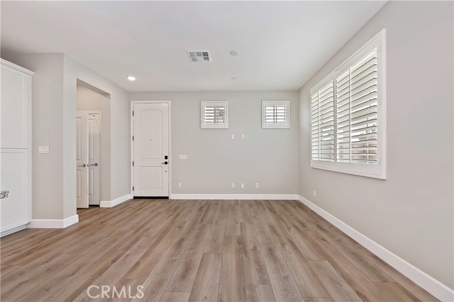 Detail Gallery Image 4 of 33 For 27460 Clarise Ln, Murrieta,  CA 92562 - 4 Beds | 3/1 Baths