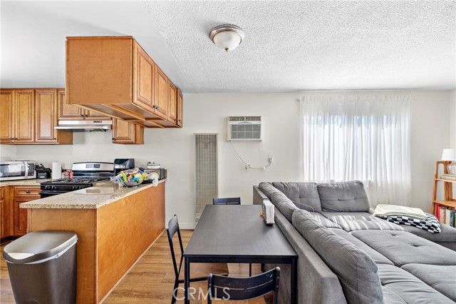 1107 Okoboji Drive, Arcadia CA: https://media.crmls.org/medias/d28aa09d-976f-4e4d-b784-dd53094dd622.jpg