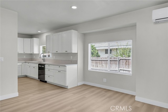 Detail Gallery Image 16 of 26 For 970 E 6th St, Pomona,  CA 91766 - 2 Beds | 2 Baths