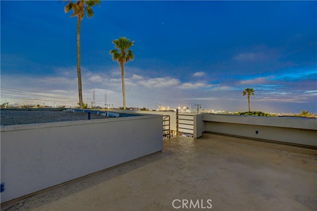 Detail Gallery Image 41 of 50 For 1235 2nd St, Hermosa Beach,  CA 90254 - 5 Beds | 3/1 Baths