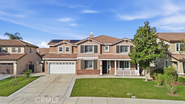 Detail Gallery Image 2 of 59 For 6865 Hop Clover, Corona,  CA 92880 - 5 Beds | 4 Baths